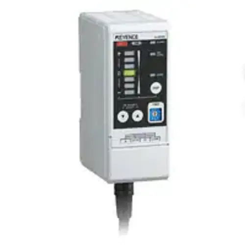 Keyence SJ-M100 High-Performance Micro Static Eliminator, Spot Amplifier Unit [New]