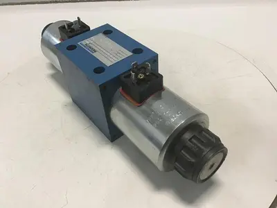 USED MANNESMANN REXROTH 4WE10J32/CG24N9Z4
