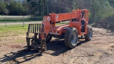 USED 2015 SkyTrak 6042