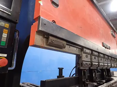 USED AMADA FBD1025