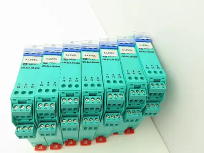 Pepperl+Fuchs KFD2-CR-EX1.30-200 Transformer Isolated Repeater 20-30VDC Lot of 7