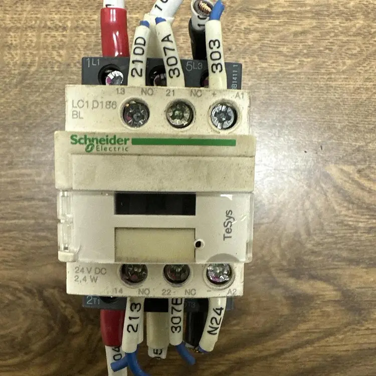Used SCHNEIDER LC1D186 Miscellaneous Equipment (Electrical & Power) | Surplus Asset Holdings #1192203
