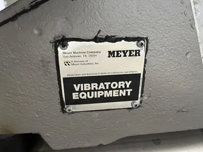 Meyer Vibratory Feeder