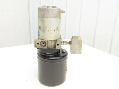 JLG 3600392
3600392 Lift Hydraulic Pump Motor 24VDC W/Tank Concentric 10MSP