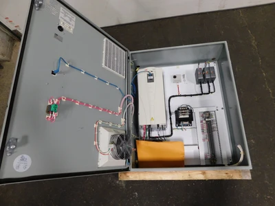 ABB _UNKNOWN_ Variable Frequency Drives | Equipment Recovery Corp. (10)