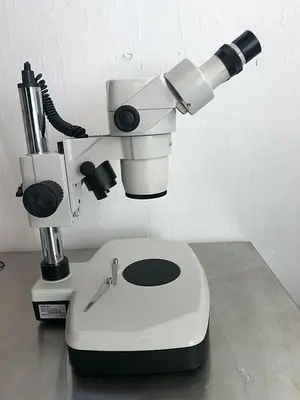 VWR 89404-478 MICROSCOPE