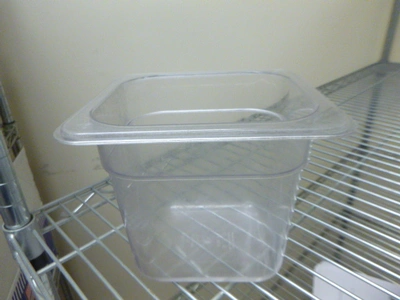 Sixth Size Salad Bar Containers