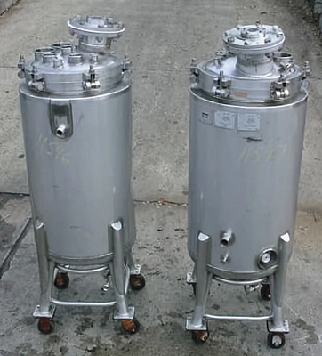 USED FOUR CORPORATION 40 GALLON TANK