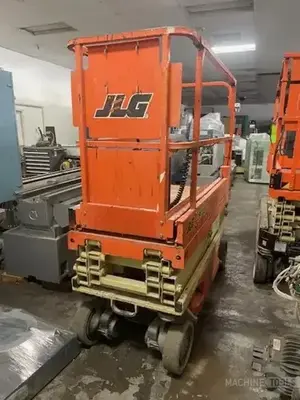 USED 2018 JLG 1930ES