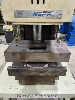 USED 1996 NEFF NEFF D25 PRESS