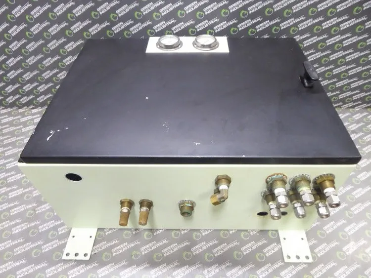 Used USON _UNKNOWN_ Leak Testers Wisconsin US | Green Industrial #677610