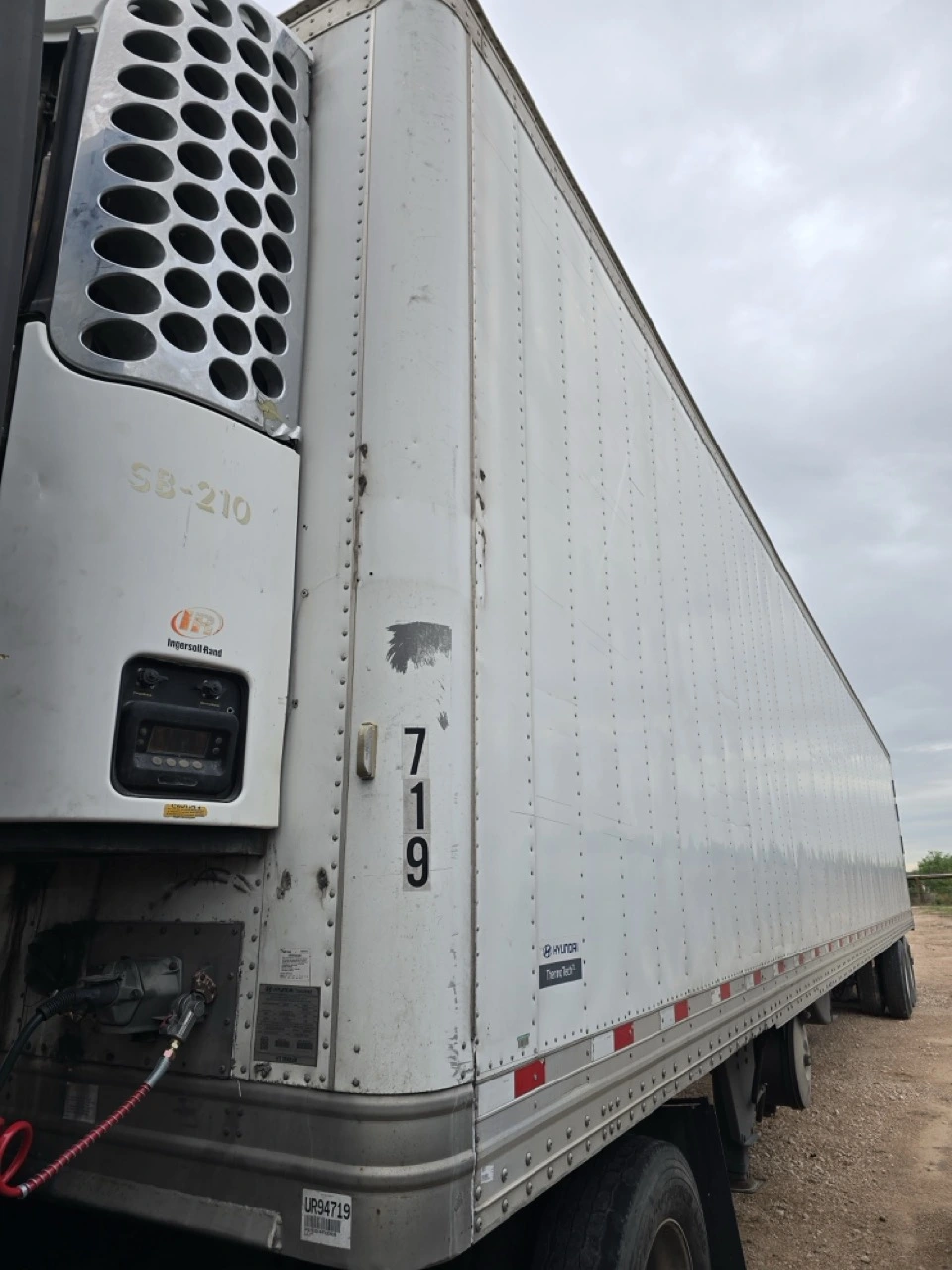 USED 2017 HYUNDAI TRANSLEAD