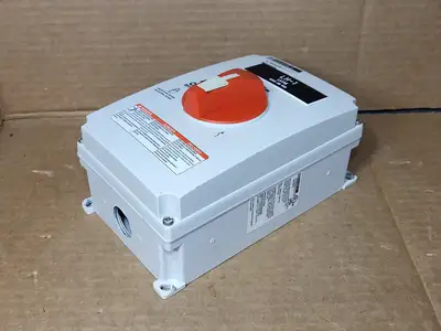 NEW SQUARE D MD3604X