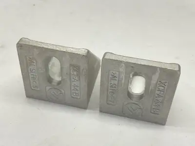 XCFA 44 B | Flexlink  Angle Bracket Gusset 42 x 42 LOT OF 2 - Used