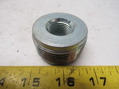 Crouse Hinds RE51 1-1/2" X 1/2" Heavy Wall Conduit Reducer Lot of 6