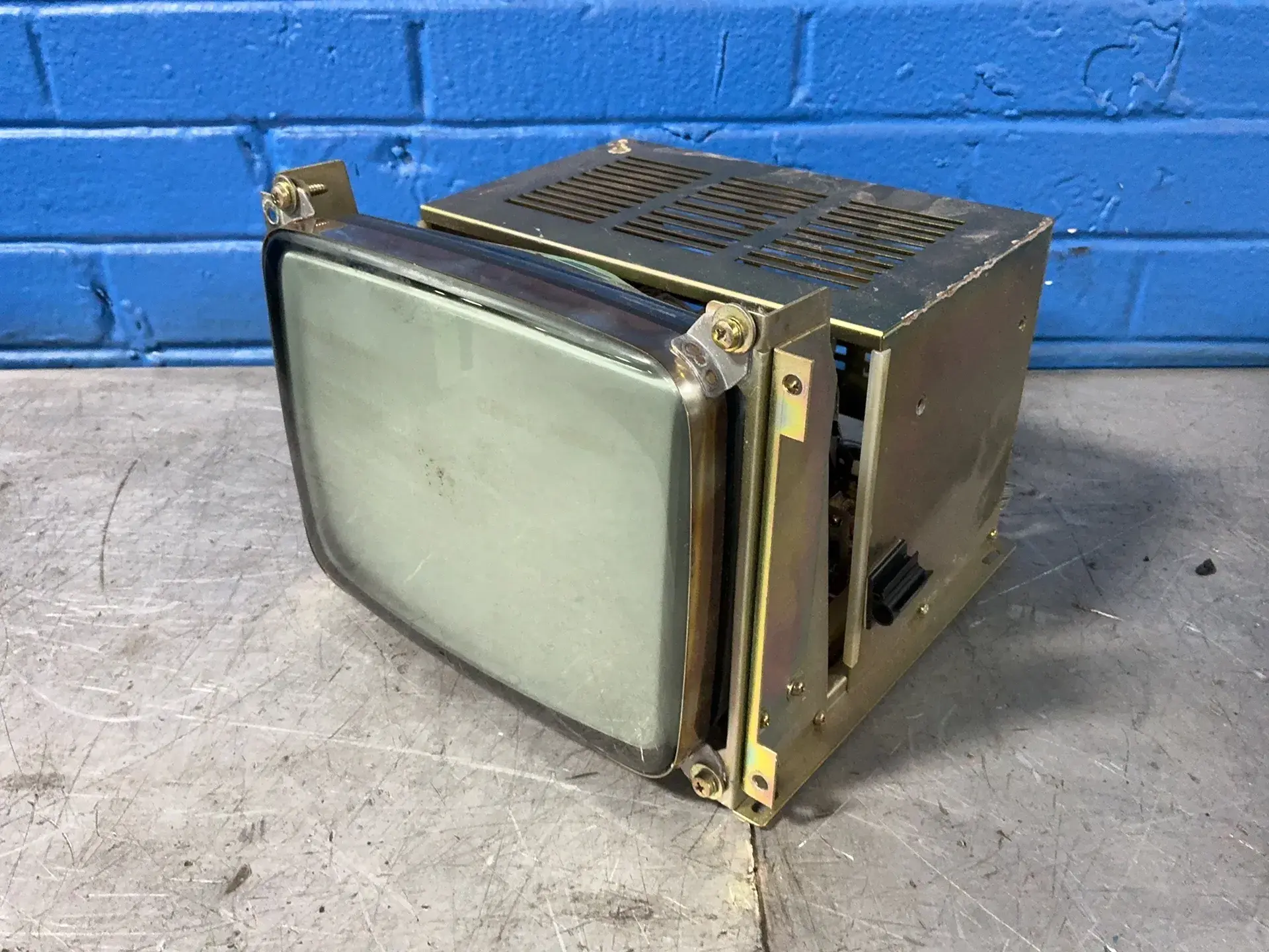 Used MATSUSHITA 230BTB31 Interface Monitors Ohio US | HGR 24 #1545402