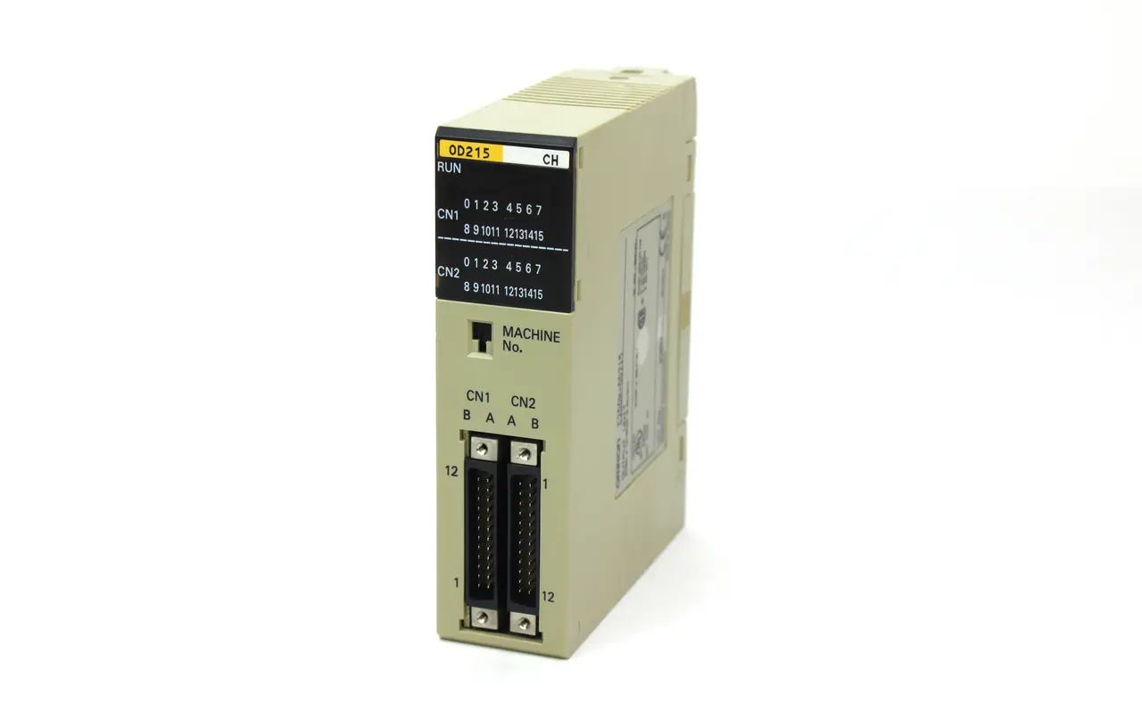 USED OMRON C200H-OD215