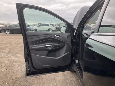 USED 2017 FORD ESCAPE