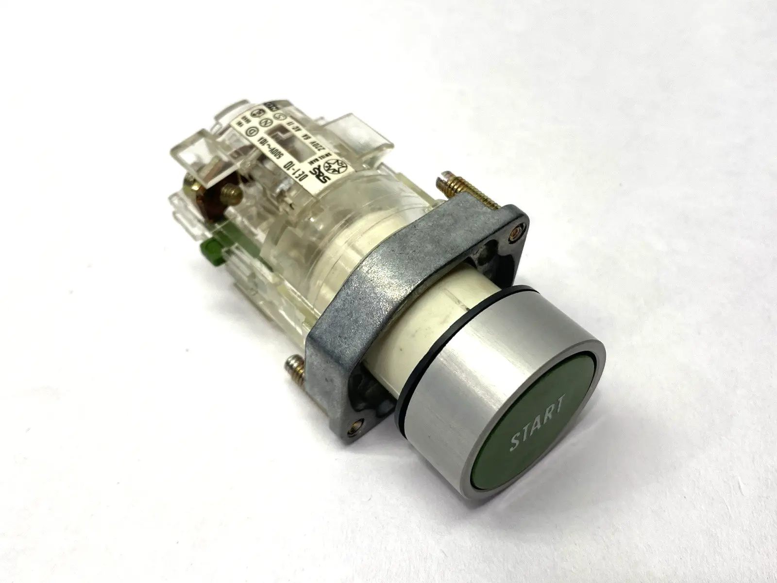 USED SPRECHER+SCHUH GREEN PUSHBUTTON SWITCH