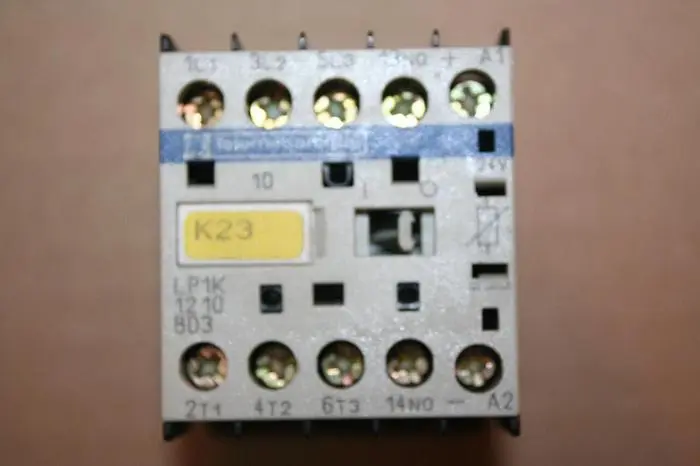Used TELEMECANIQUE LP1K1210BD3 PLC Contactors Michigan US | Ideal Machinery #694975