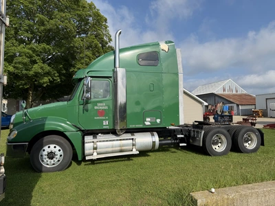 Used 2006 FREIGHTLINER COLUMBIA TANDEM AXLE SEMI TRUCK Conventional trucks Michigan US | Miedema Asset Management Group #1287701