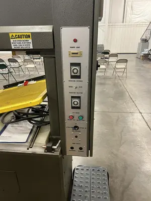 2008 APMC TH2570-25 Used Hydraulic Presses | PlastiMach Corp (2)