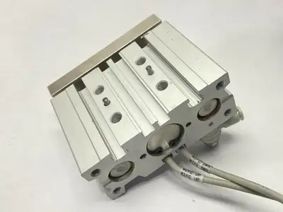 MGPM20-20 | SMC  Pneumatic Compact Guide Cylinder 20mm Bore 20mm Stroke - Used