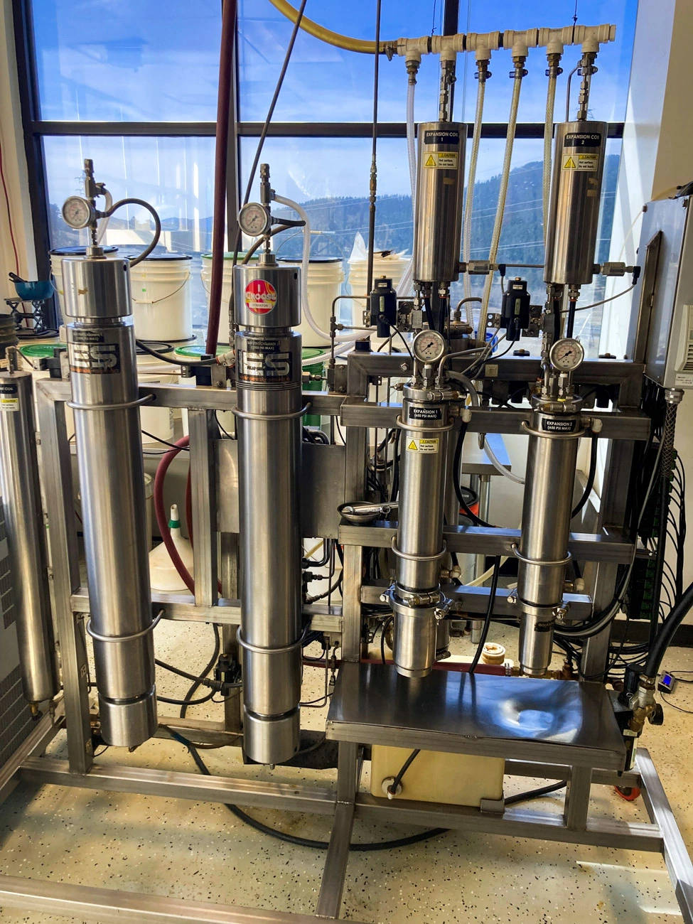 USED IES ISOLATE EXTRACTION SYSTEMS CD10000H-2X-2F