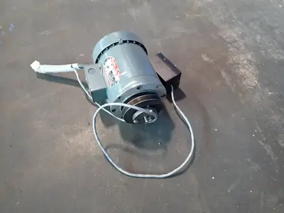 USED DAYTON 3N234C