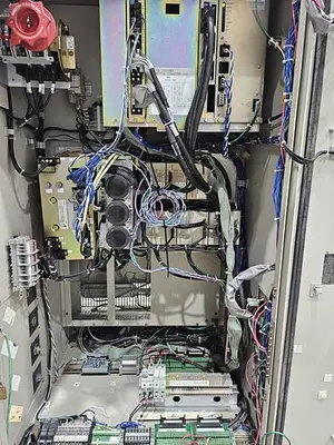 USED 2005 YASKAWA MOTOMAN HP50-20