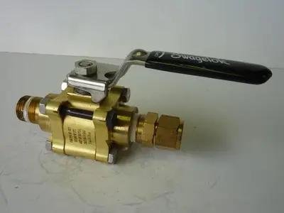 USED SWAGELOK B-63TF8