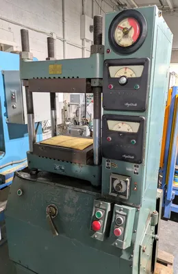 USED WABASH WABASH 50-1521M PRESS