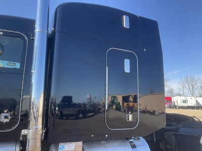 USED 2000 PETERBILT 379