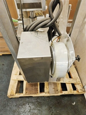 Used CAPMATIC _UNKNOWN_ Cappers Tamper Evident - Neck Banders Connecticut US | DMC Industries #1281666