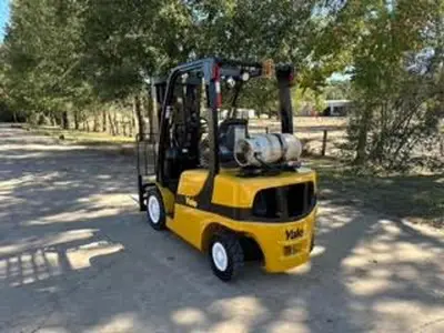 USED 2015 YALE GLP050VX