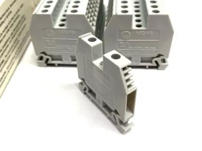 USED ALLEN BRADLEY SER. C SPACE-SAVER IEC TERMINAL BLOCK GRAY
