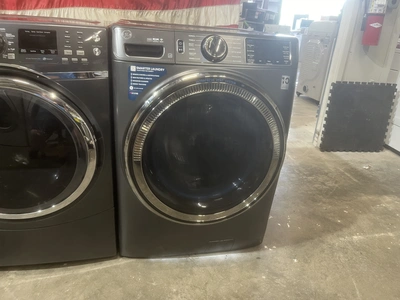 Used GE STEAM FRONT LOAD SET Washers Michigan US | Miedema Asset Management Group #1413824