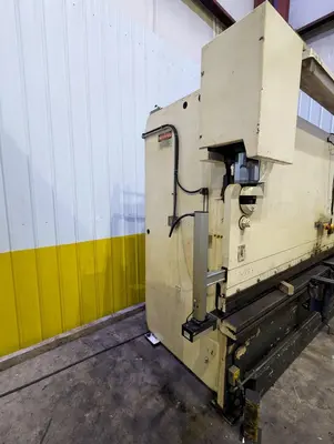 230 TON X 12' PACIFIC MODEL J230-12 HYDRAULIC PRESS BRAKE WITH AUTOMEC CNC BACK GAUGE