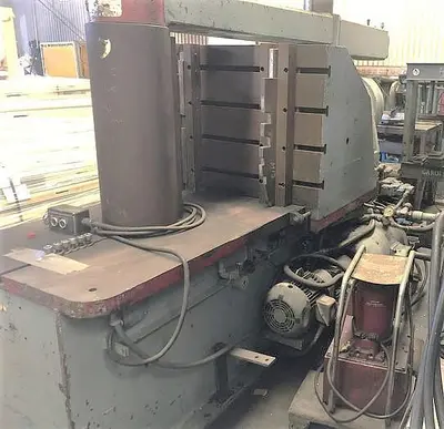 USED 1975 BULLDOZER TYPE 300 TON