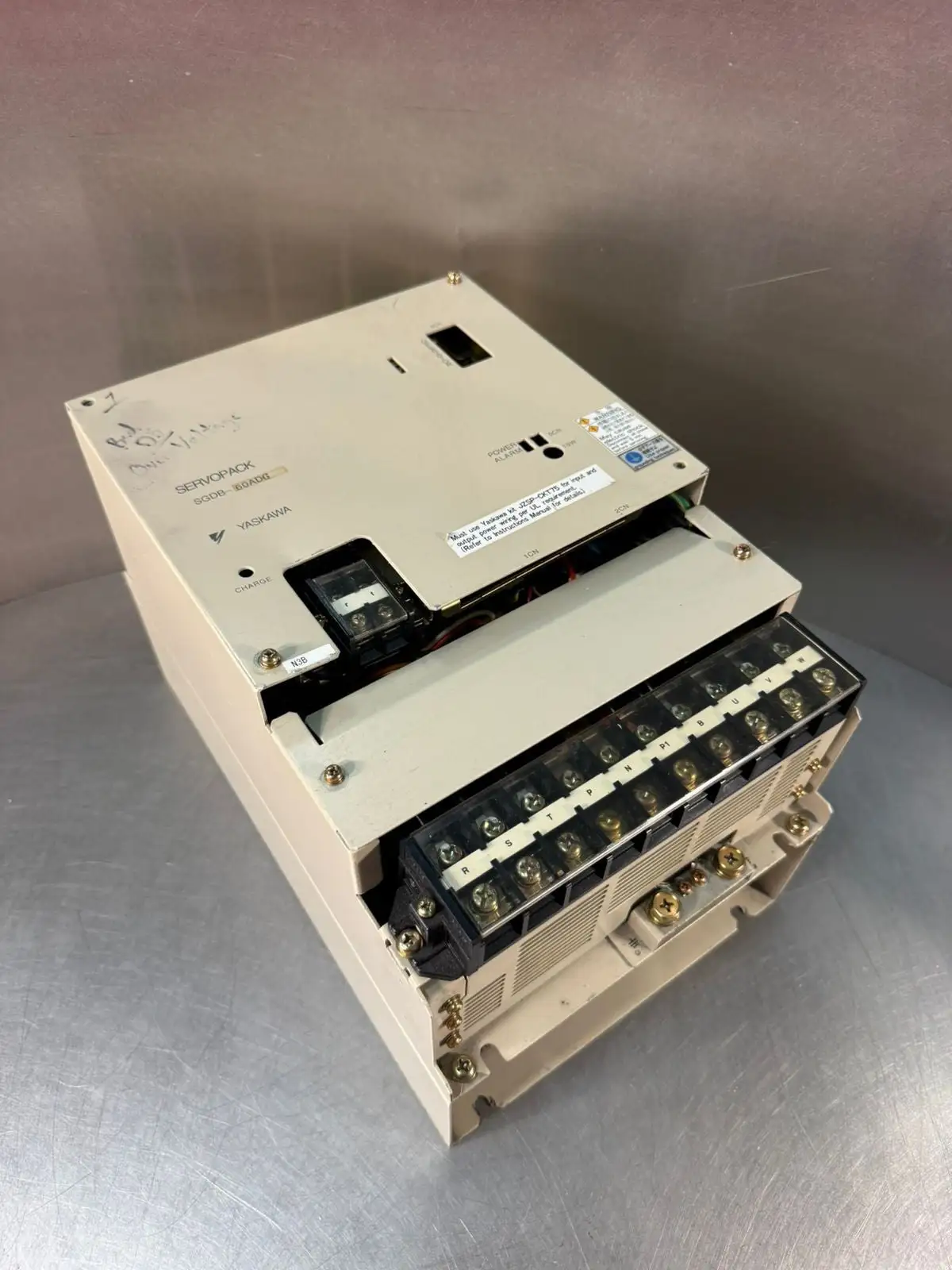 Yaskawa Servopack SGDB-60ADG 200-230V 5.5kW 3 Phase (1.4.5)