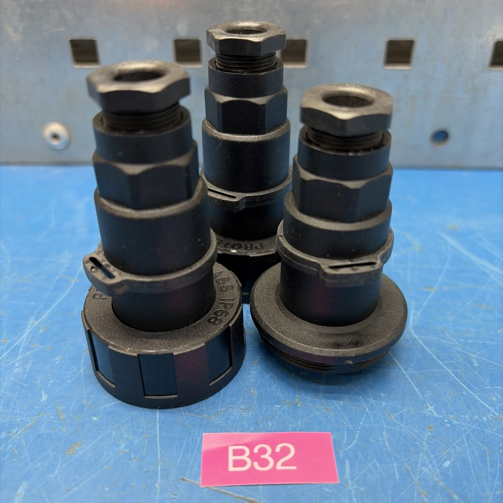 NEW Bulgin PX0736/P