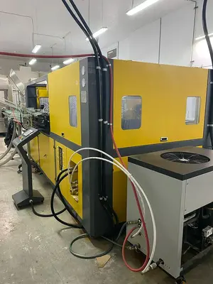 Water-Blow Molding Machine
