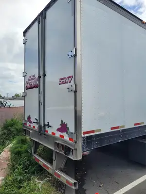 USED 2002 UTILITY 53FT