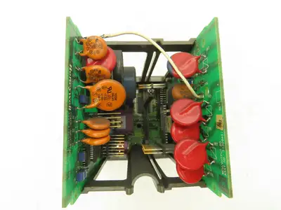 Honeywell UDC3300  Digital Temperature Controller DC330B-KE-000-20-000000-00-0