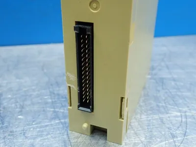 Used OMRON C200HOD212 Input / Output Modules | HGR 24 #733522