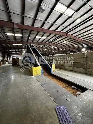 USED 1997 POWER TORQUE, INC. HUSTLER 10 MAN SORT LINE