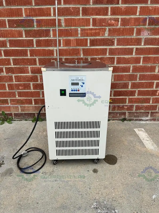 USED CHINA DLSB-10/40 RECIRCULATING CHILLER -10°C TO 40°C 220V, 1200 W