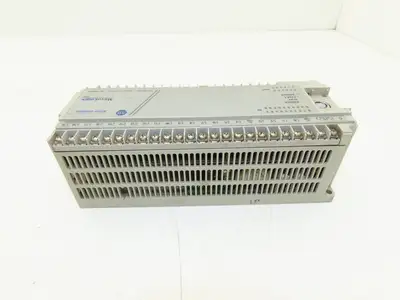 Allen Bradley 1761-L32BWA MicroLogix 1000 PLC Controller Ser E FRN 1.0 -READ