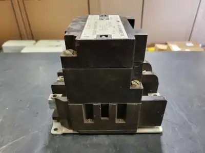 USED CUTLER-HAMMER C10EN3