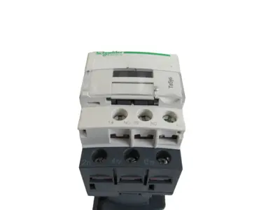 NEW SCHNEIDER ELECTRIC LC1D18G7 CONTACTOR
